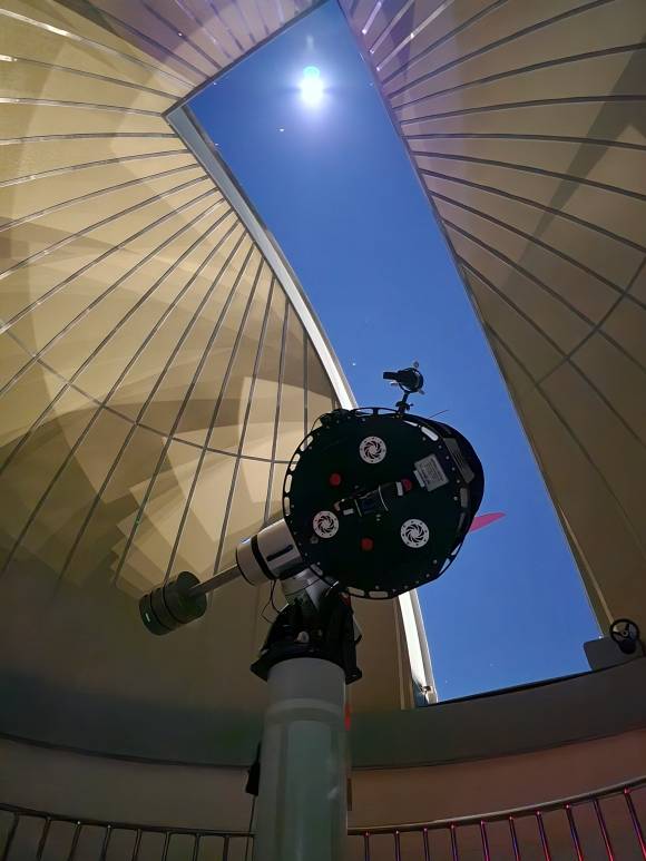 수도권에서 빛 공해 없이 별을 잘 볼 수 있는 강화천문과학관의 천체 망원경. 강화군 제공