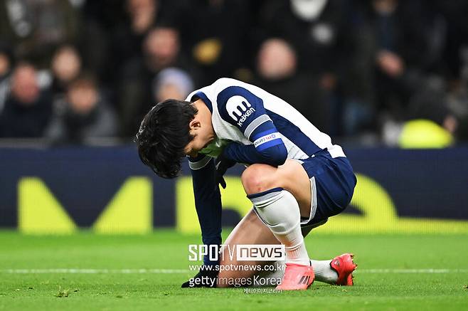 ▲ 영국 매체 'TBR풋볼'은 3일(한국시간) "로스앤젤레스FC(LAFC)는 토트넘 홋스퍼의 주장 손흥민과 이적에 대한 논의를 진행했다. 미국메이저리그사커(MLS) 소속의 LAFC는 올여름 전설적인 토트넘 주장을 홈구장인 BMO스타디움으로 데려오기 위해 노력 중이다"라고 전했다.