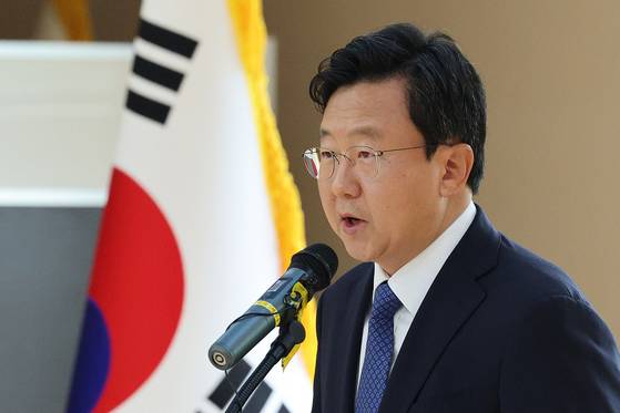 정진우 신임 서울중앙지검장이 4일 오전 서울 서초구 서울중앙지검에서 열린 자신의 취임식에서 발언하고 있다. 뉴스1