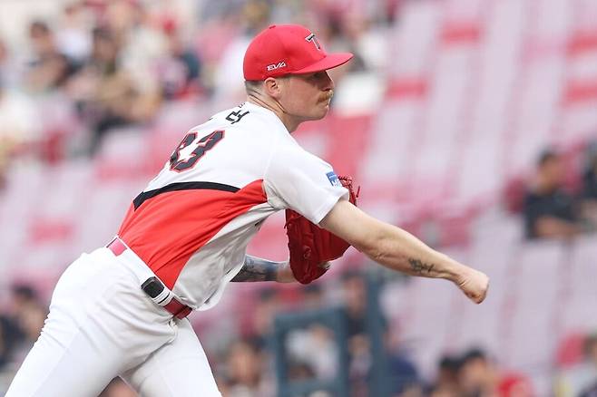 ▲ 팔꿈치 염증 증세로 결국 전반기 잔여 경기에는 나서지 못하는 아담 올러 ⓒKIA타이거즈