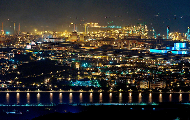 포스코 광양제철소 야경. 포스코 제공