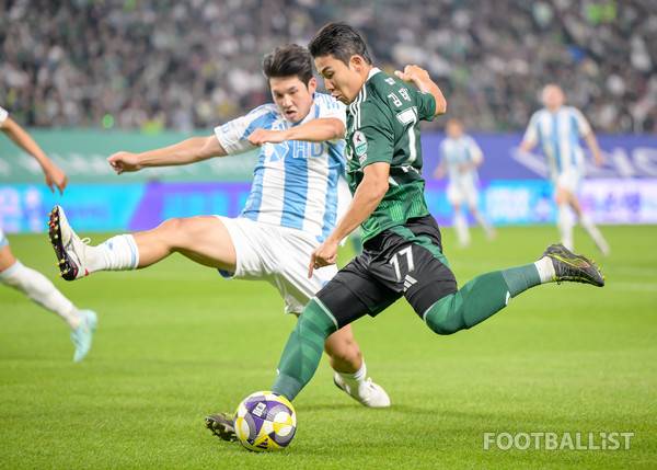 김태현(오른쪽, 전북 현대). 서형권 기자