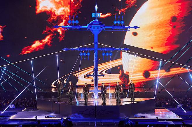 라이즈가 3만1000명 관객 이끈 ‘RIIZING LOUD’ 서울 공연을 성공적으로 마치고 아시아 14개 도시 투어에 돌입해 글로벌 팬들과 만남을 이어간다. 사진제공 | SM 엔터테인먼트