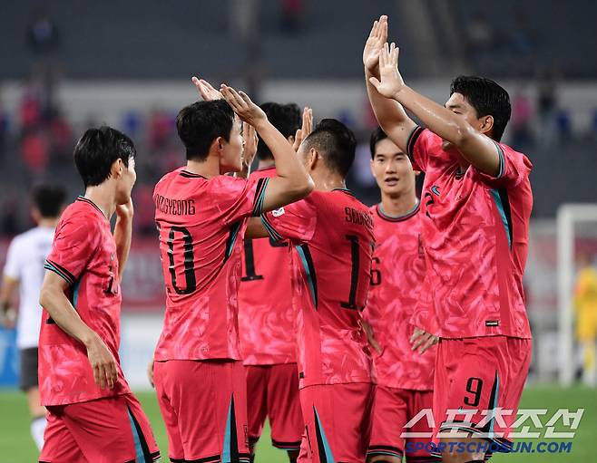 7일 축구대표팀이 용인미르스타디움에서 동아시안컵 중국과 첫 경기를 펼쳤다. 전반 선취골을 성공시킨 이동경. 용인=송정헌 기자songs@sportschosun.com/2025.07.07/