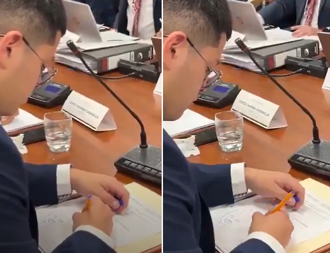 에콰도르 도미니크 세라노(19세) 국회의원이 회의 중 낙서하는 장면이 포착돼 논란이 일고 있다. 사회관계망서비스
