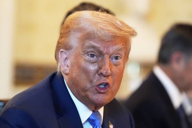 압박 : 도널드 트럼프 미국 대통령이 7일 워싱턴DC 백악관에서 베냐민 네타냐후 이스라엘 총리와 정상회담 중 한국 등에 서한으로 통보한 상호관세 부과 계획이 협상 내용에 따라 변경될 수 있다고 말하고 있다. AP 연합뉴스