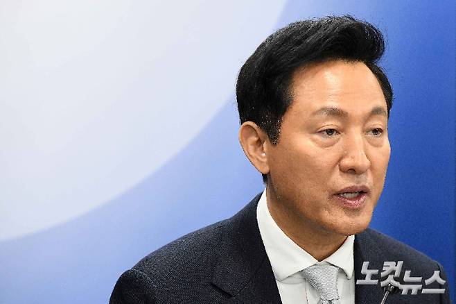 오세훈 서울시장이 지난 3월 19일 정부서울청사에서 주택시장 안정화 방안을 발표하고 있다. 박종민 기자