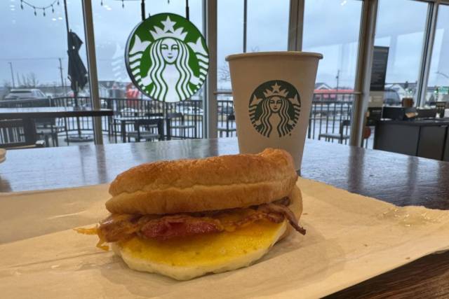 미국 스타벅스 한 매장. AP연합뉴스