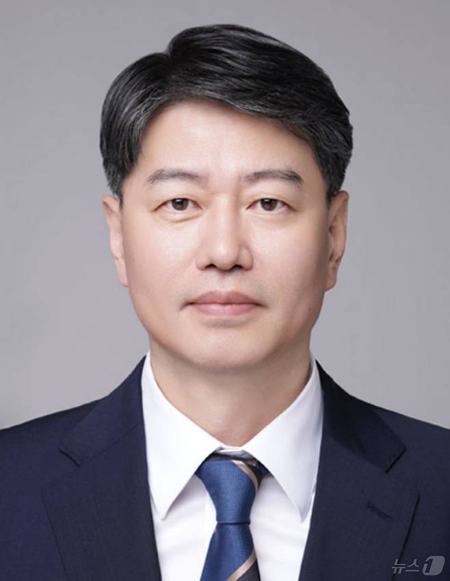 이재명 대통령이 9일 국무조정실 국무 2차장에 김용수 국조실 경제조정실장을 임명했다. (대통령실 제공. 재판매 및 DB 금지) ⓒ News1 이재명 기자