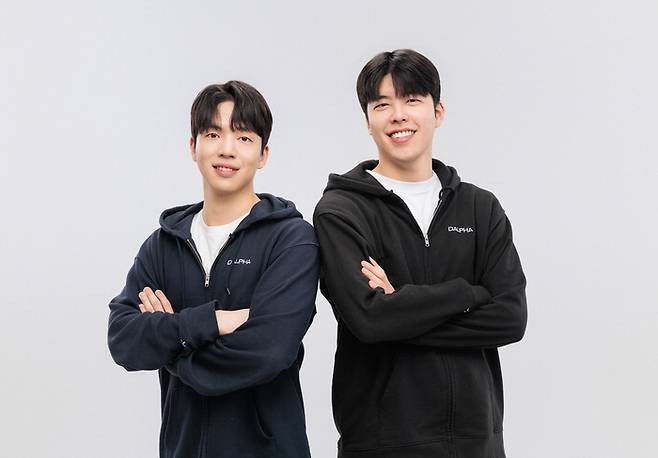 김도균 달파AI 대표(오른쪽)와 공동 창업자인 유선빈 비즈니스 리드. 두 사람은 어릴 때부터 서울대까지 동문수학한 친구 사이다.