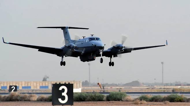 군용 사양의 비치크래프트 킹 에어 350 비행기. 출처=미 공군