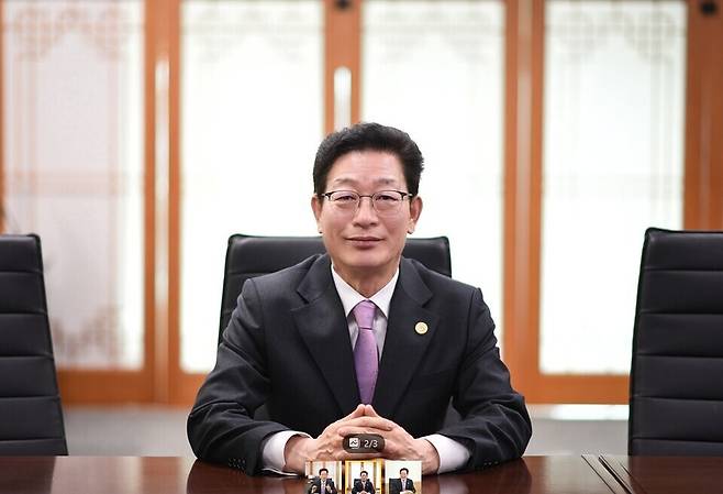 김재보 인천시설공단 이사장은 공단 설립 이후 최초로 내부 승진으로 이사장에 발탁돼 주목을 받고 있다. <인천시설공단 제공>