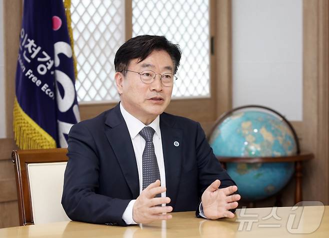 윤원석 인천경제청장이 뉴스1과 인터뷰를 하고 있다. (인천경제청 제공. 재판매 및 DB금지) / 뉴스1