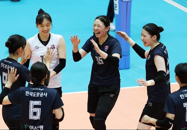 ‘2025 한국실업배구연맹 & 프로배구 퓨처스 챔프전’에 참가한 한국도로공사. 사진 | 한국실업배구연맹