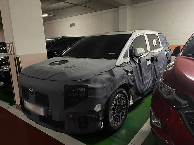 사진 : 현대차 쿠스토 페이스리프트 테스트카 (출처=제미니닷넷)