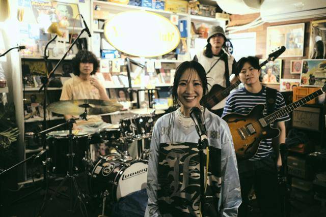 밴드 추다혜차지스의 김다빈(왼쪽부터), 추다혜, 김재호, 이시문. 소수민족컴퍼니 제공