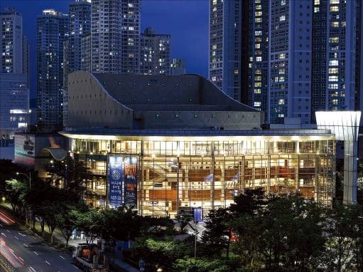 뮤지컬축제와 오페라축제가 열리는 대구오페라하우스. /대구시 제공