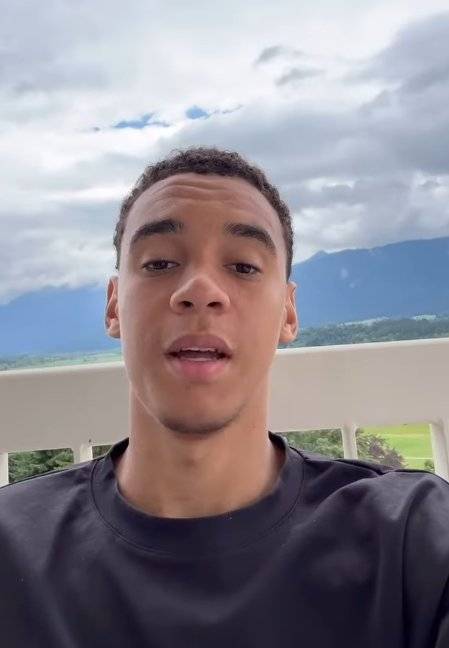 무시알라는 9일(한국시간) 자신의 소셜미디어(SNS)에 “응원해주신 모든 분들께 감사하다. 수술은 잘 됐고 잘 관리받고 있다”며 부상 이후 근황을 전했다. 사진출처|자말 무시알라 인스타그램 캡처