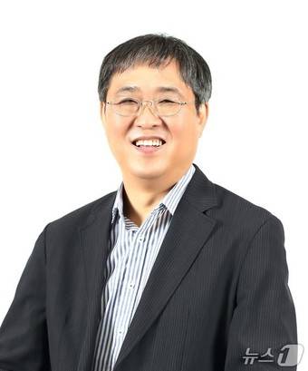 최휘영 문화체육관광부 장관 후보자(놀유니버스 제공)