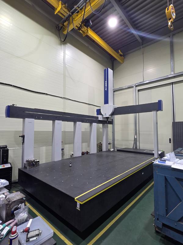 삼차원측정기(성우아이엠에스사 제품). / 디엔엠항공