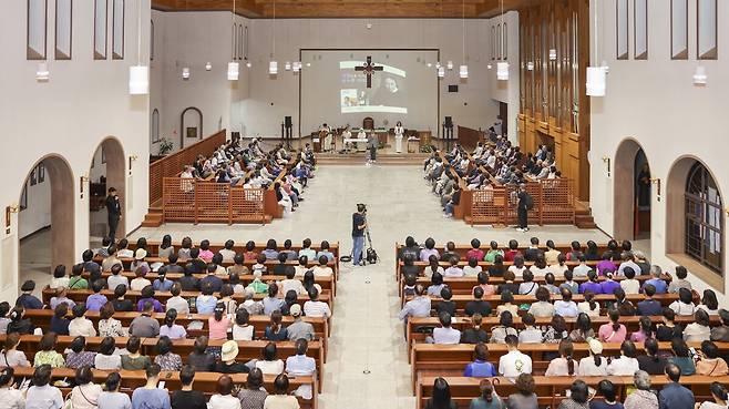 이해인 수녀 토크콘서트 모습./칠곡군 제공