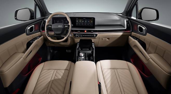 기아가 국내 대표 중형 SUV 쏘렌토의 연식변경 모델 'The 2026 쏘렌토'를 선보였다. /사진=기아