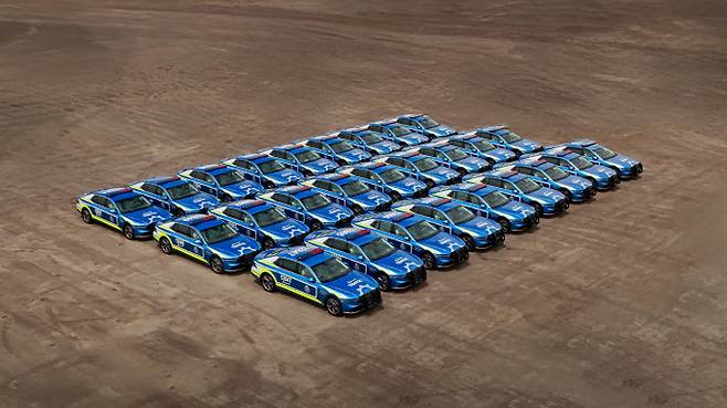 제네시스 G90가 쿠웨이트 내무부 공식 행사 및 의전차로 선정됐다. 사진은 쿠웨이트 내무부 행사 운영용으로 맞춤 제작된 제네시스 G90. /사진=제네시스