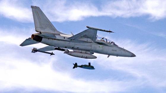 FA50에서 발사되는 KGGB