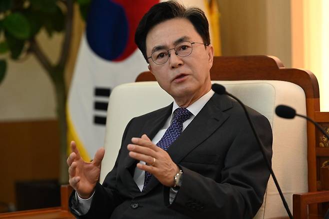 김태흠 충남도지사가 인터뷰 질문에 답하고 있다.
충남도 제공