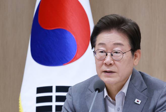 이재명 대통령이 지난 15일 서울 용산 대통령실 청사에서 열린 국무회의에서 발언하고 있다. 연합뉴스