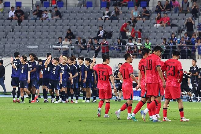 ▲ 일본 포털사이트 ‘야후재팬’에서 일본 현지 팬들은 자신감이 넘쳤다. 한국을 제압한 이후 “일본 축구가 피지컬로 한국 축구를 압도하는 단계까지 왔다. 신선했고 놀라웠다"고 호평했다. ⓒ 연합뉴스