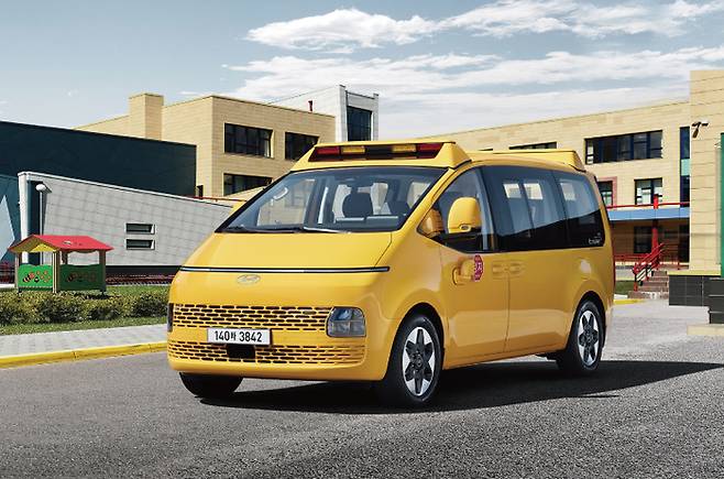 LPG 엔진을 탑재한 어린이 통학차 스타리아 킨더