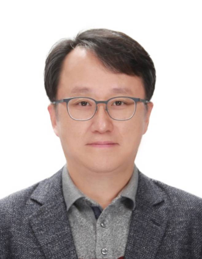 강준욱 대통령실 국민통합비서관. 동국대 홈페이지 캡처