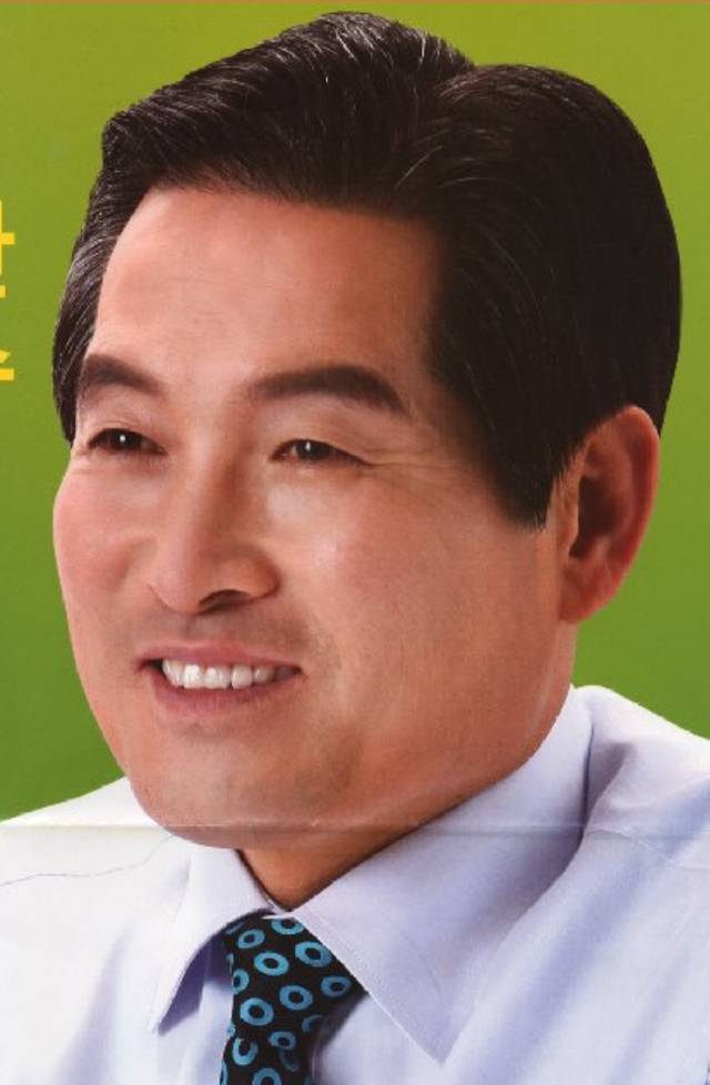 송영선 전 진안군수. 중앙선거관리위원회 공보물 캡처.