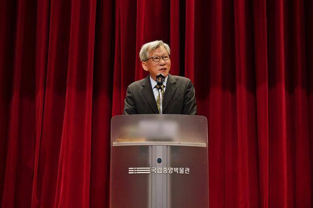 유홍준 신임 국립중앙박물관장이 21일 서울 용산구 국립중앙박물관 소강당에서 취임 소회를 밝히고 있다. 국립중앙박물관 제공