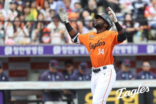 한화 이글스 에스테반 플로리얼./한화 이글스