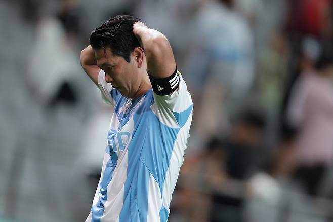 서울월드컵경기장/ K리그1/ FC서울 vs 울산HDFC/ 울산 김영권/ 경기 종료/ 아쉬움/ 사진 정재훈