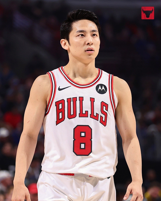 시카고 불스와 투웨이 계약을 맺은 가와무라 유키. 불스 SNS