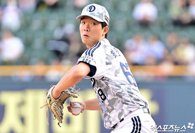 두산 베어스 최민석이 올해 정규시즌 경기에 등판해 역투하고 있다. 엑스포츠뉴스 DB