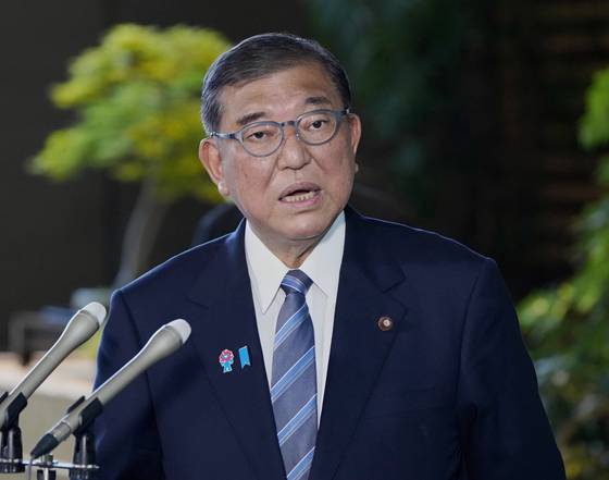 이시바 시게루 일본 총리가 23일 총리 관저에서 미국과의 관세협상 합의안을 설명하고 있다. 교도·AP=연합뉴스