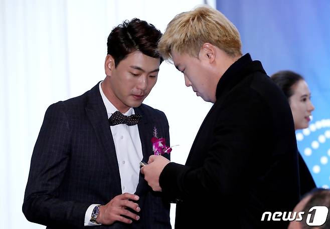 류현진(오른쪽)과 김광현. 뉴스1 DB ⓒ News1 박정호 기자