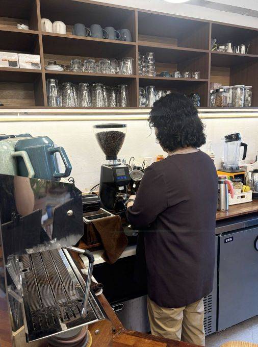 삼복사 골절로 인해 '우아한 사장님 살핌기금' 지원을 받은 서은훤씨. 희망브리지