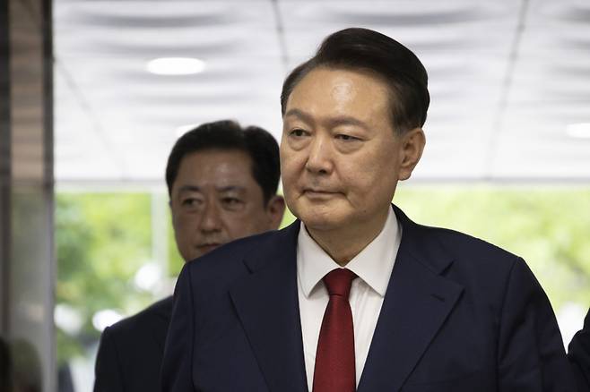 윤석열 전 대통령이 지난 9일 서울 서초구 서울중앙지방법원에서 열린 구속 전 피의자심문(영장실질심사)을 받기 위해 출석하고 있다. /사진=뉴시스