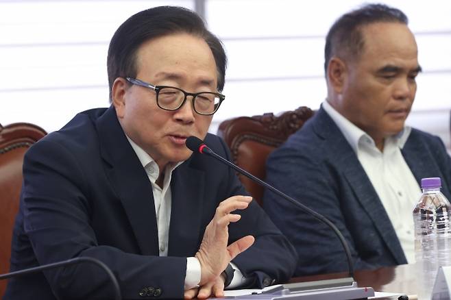 발언하는 이동근 경총 상근부회장 - 이동근 한국경영자총협회 상근부회장이 30일 서울 마포구 경총회관에서 열린 ‘노동조합법 개정 중지 촉구 업종별단체 공동성명’에서 발언하고 있다. 2025.7.30 연합뉴스