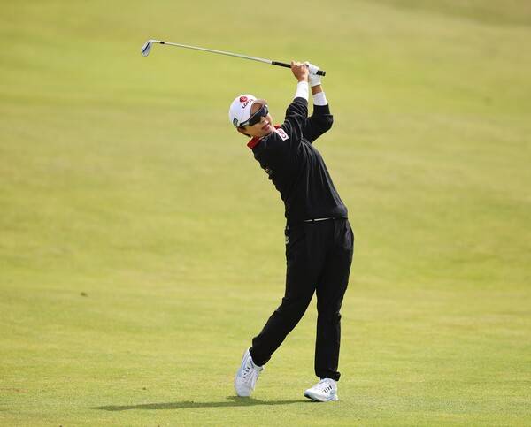 고진영, 전인지, 김효주, 최혜진, 윤이나, 유해란, 김세영, 김아림, 방신실, 양희영, 이소미, 임진희 프로, 이민지, 리디아 고, 넬리 코다, 야마시타 미유 등이 출전한 2025년 미국여자프로골프(LPGA) 투어 메이저 골프대회 AIG여자오픈. 김효주 프로가 최종라운드에서 경기하는 모습이다. 사진제공=Charlie Crowhurst/R&A/R&A via Getty Images