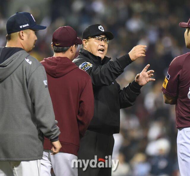 최수원 심판위원./마이데일리