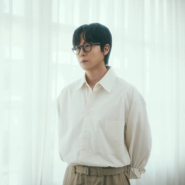 권순관은 오랫동안 기다려준 팬에게 감사의 말을 전하며 잘 준비해서 좋은 공연으로 찾아뵙겠다고 약속했다./엠피엠지 뮤직