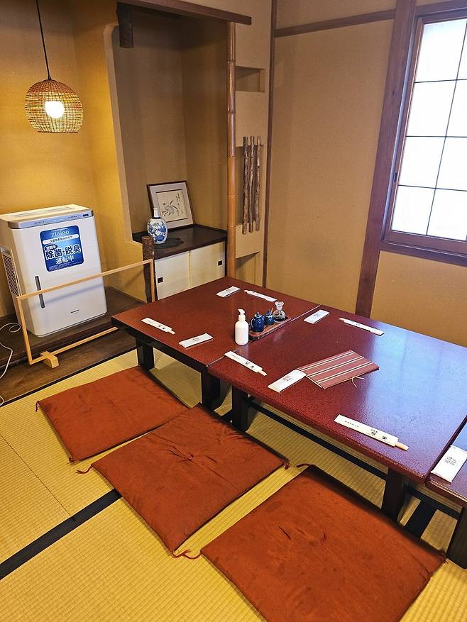 20250727_143651.jpg <도쿄외노자> 170년 장어덮밥 노포 맛집 :: 우나기 사쿠라야 うなぎ桜家