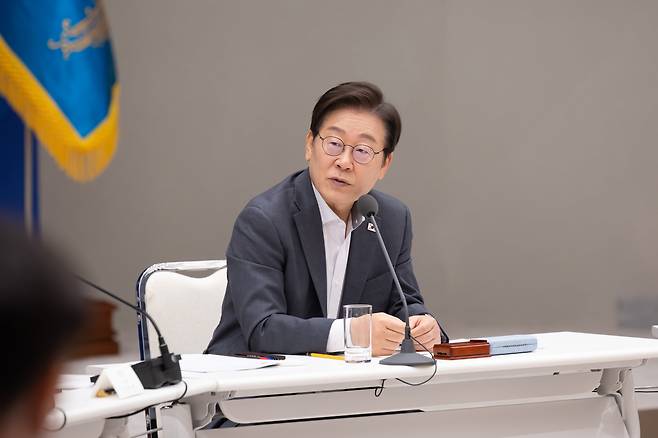 이재명 대통령이 1일 서울 용산 대통령실 청사에서 열린 전국 시·도지사 간담회에서 발언을 하고 있다./대통령실