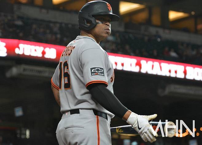 (샌프란시스코 지명타자 겸 1루수 라파엘 데버스)